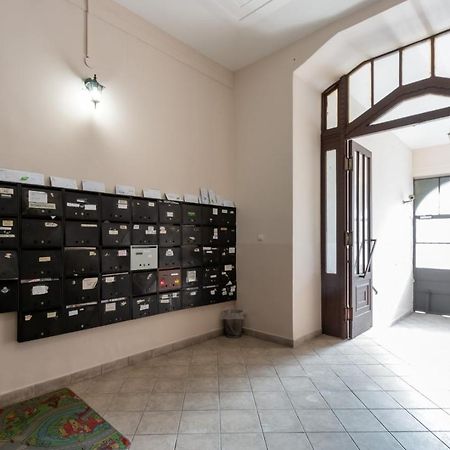 Elizabeth Garden Apartment Budapest Esterno foto
