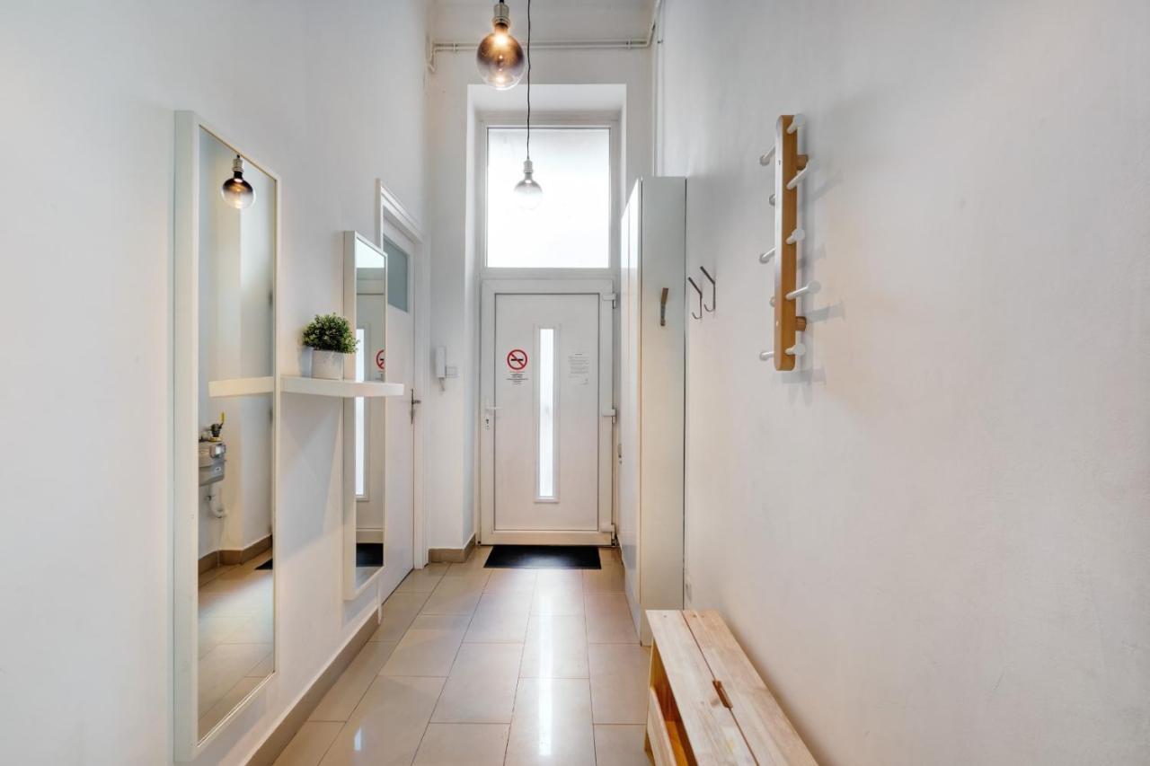 Elizabeth Garden Apartment Budapest Esterno foto